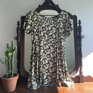 ✨Motel rocks✨ floral mini dress